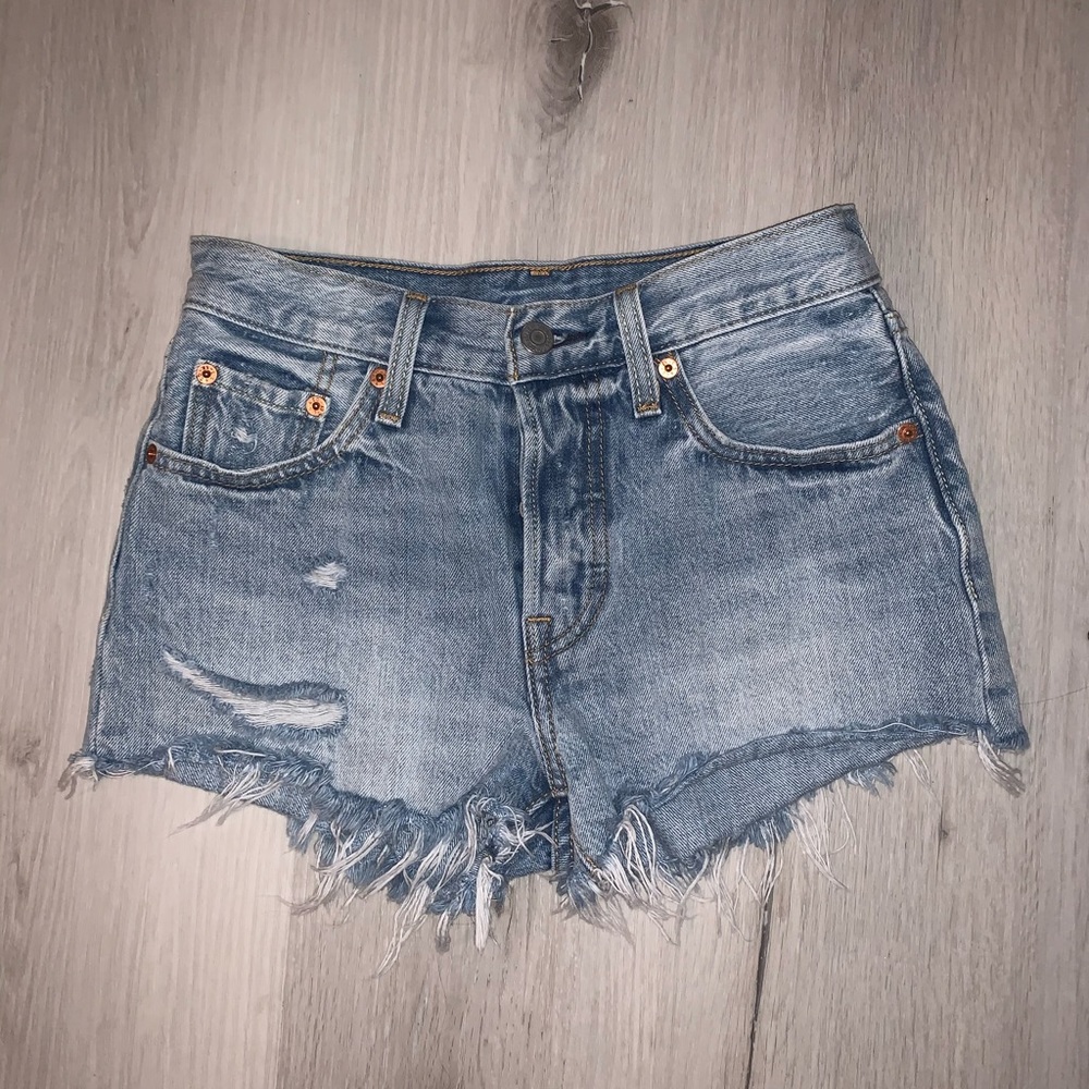 Levi’s 501 denim shorts